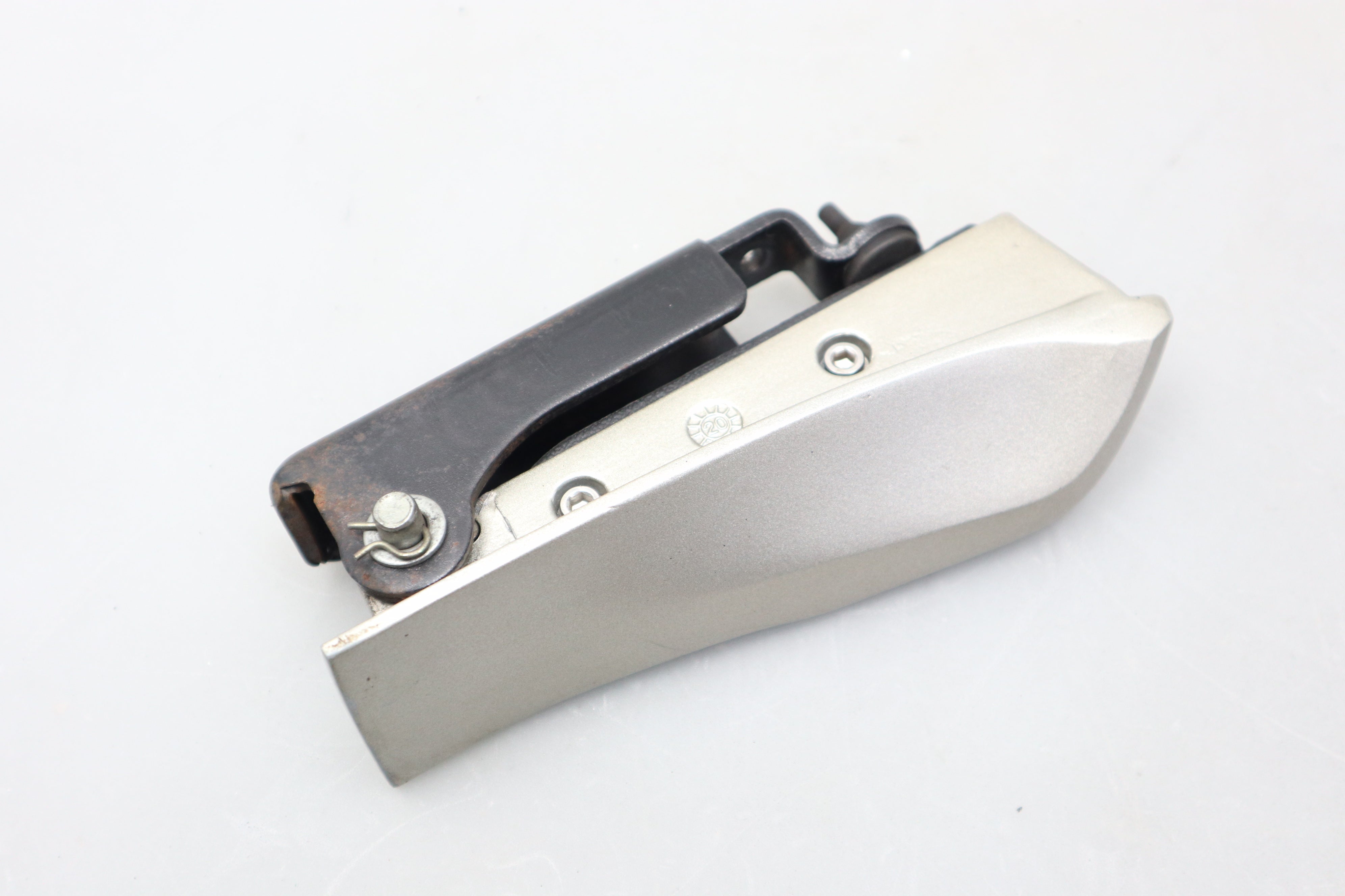Sozius Fußraste rechts 1B007005000G07 foot peg Piaggio Beverly 400 HPE 2021-