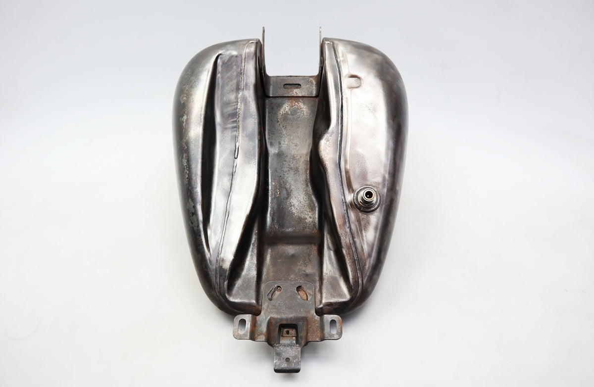 Benzintank Kraftstofftank Fuel Tank 61000121DBN Harley Davidson Touring Street Road Glide