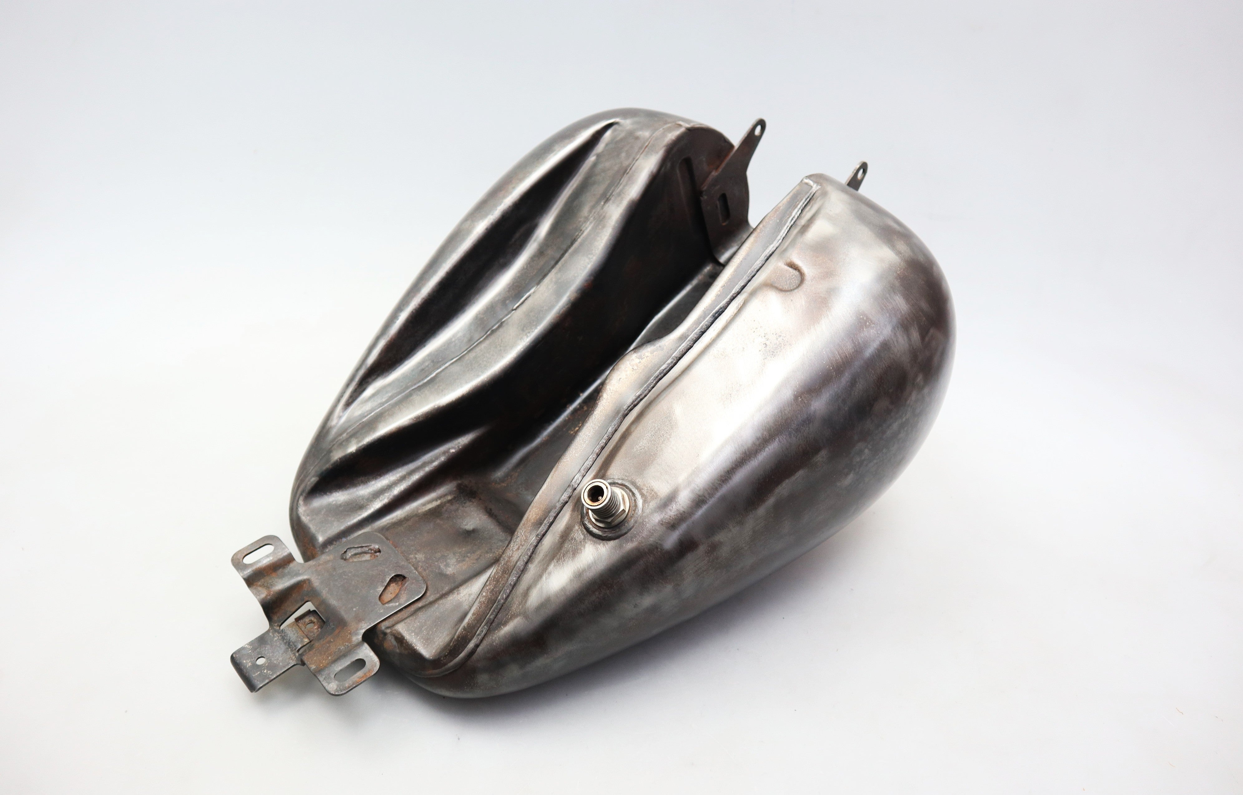 Benzintank Kraftstofftank Fuel Tank 61000121DBN Harley Davidson Touring Street Road Glide