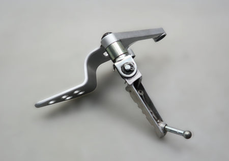 Fußraste vorne links 5D7-F7442-00 Footrest bracket Yamaha YZF-R 125 / MT 125 RE29 08-18