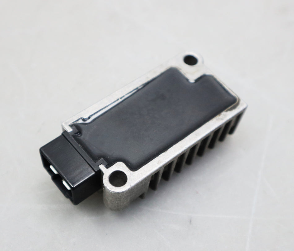 Regler Spannungsregler voltage regulator 22B-H1960-00 Yamaha YZF-R 125 / MT 125 RE11 RE29