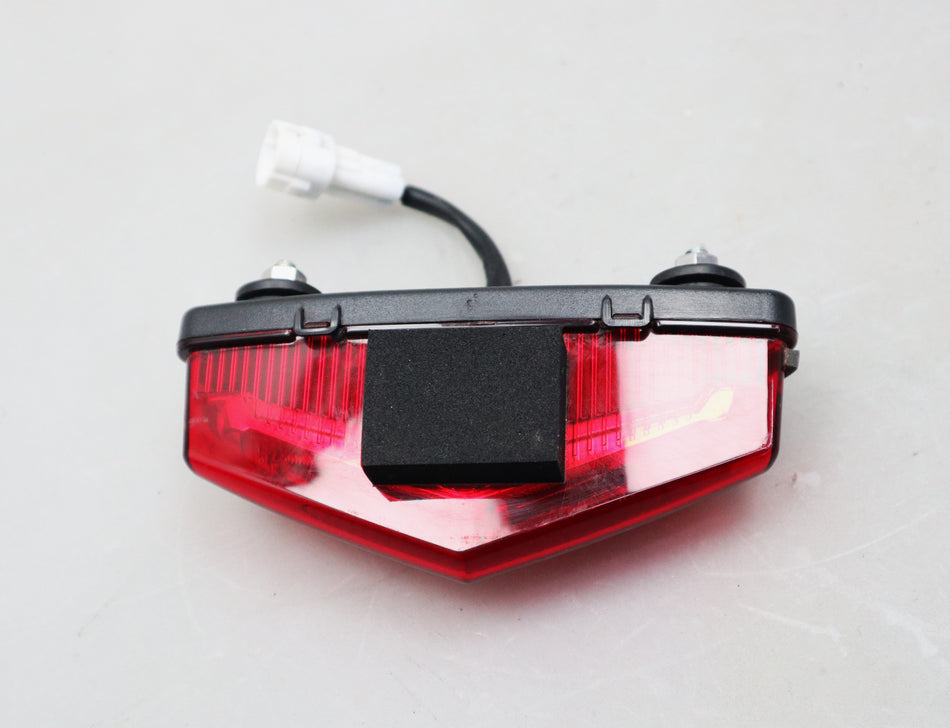 Rücklicht Rückleuchte Bremslicht Tail Light 5D7-H4710-10 Yamaha YZF-R 125 / MT 125 RE11 RE29