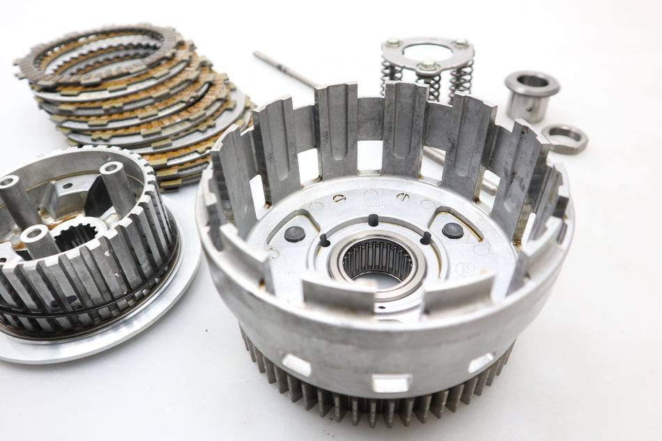 Kupplung Kupplungskorb Clutch Engine Ducati Supersport 950 S 2022