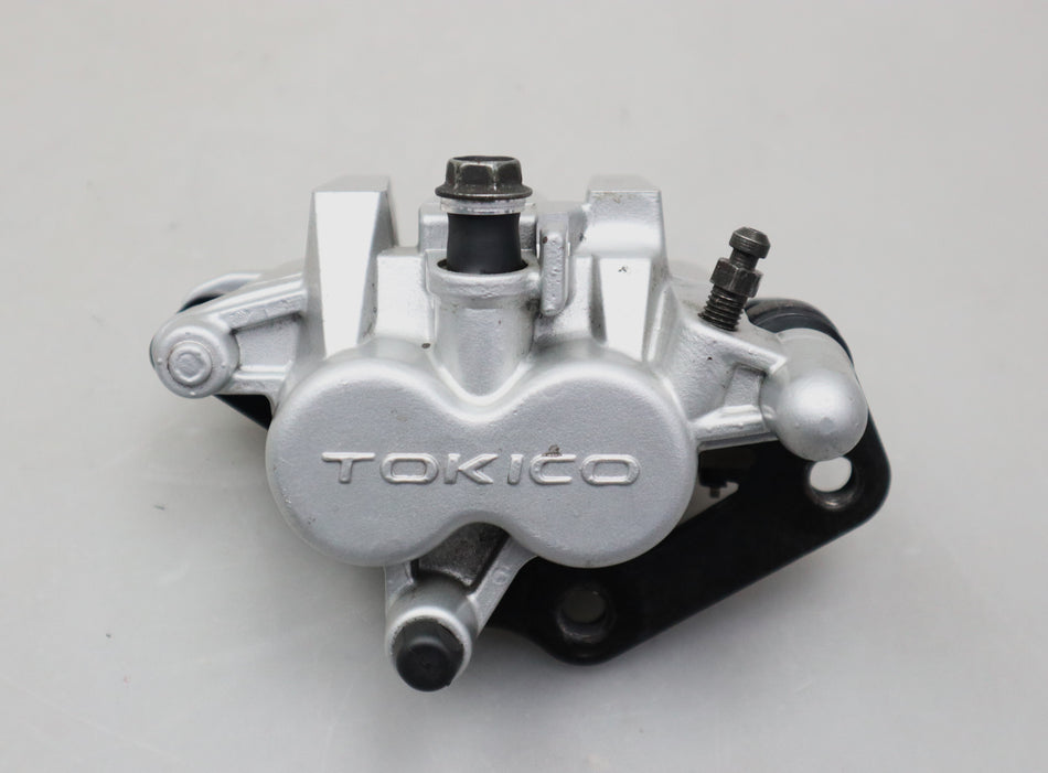 Bremssattel vorne Bremszange Brake Caliper Suzuki VL 800 Volusia 2002
